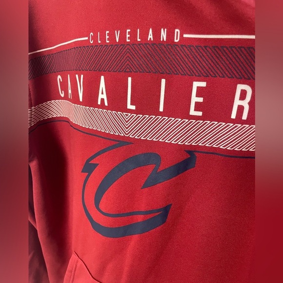 Cleveland Cavaliers NBA Graphic Red/Navy Sweatshirt Mens Small - Picture 2 of 8